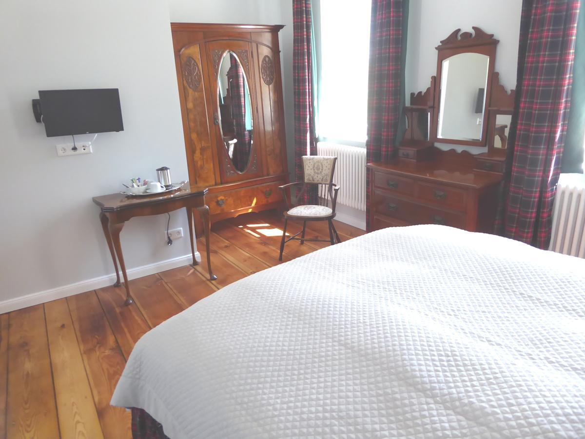 B&B Fiddler'S Inn Neuruppin Luaran gambar