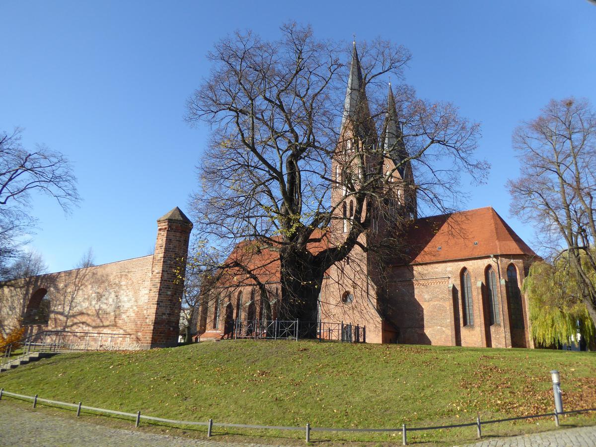 B&B Fiddler'S Inn Neuruppin Luaran gambar