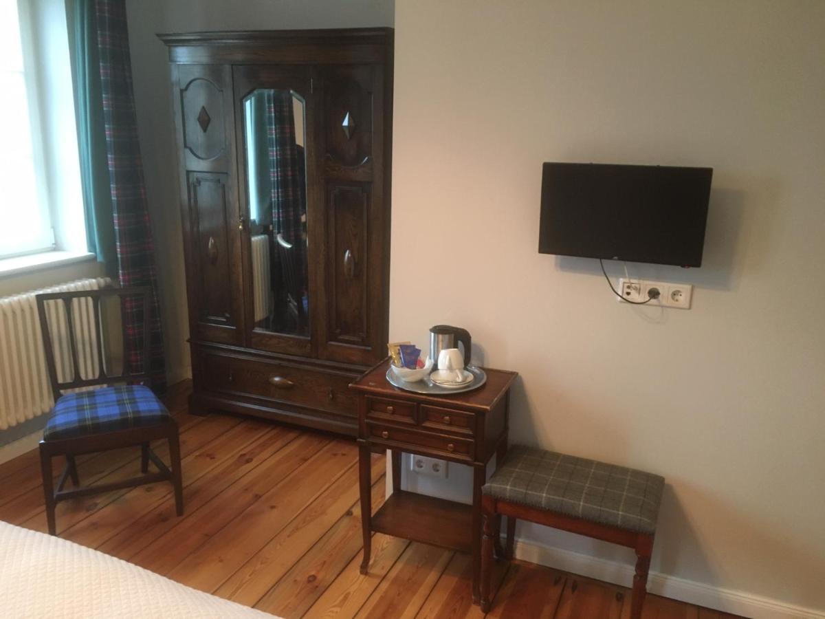 B&B Fiddler'S Inn Neuruppin Luaran gambar